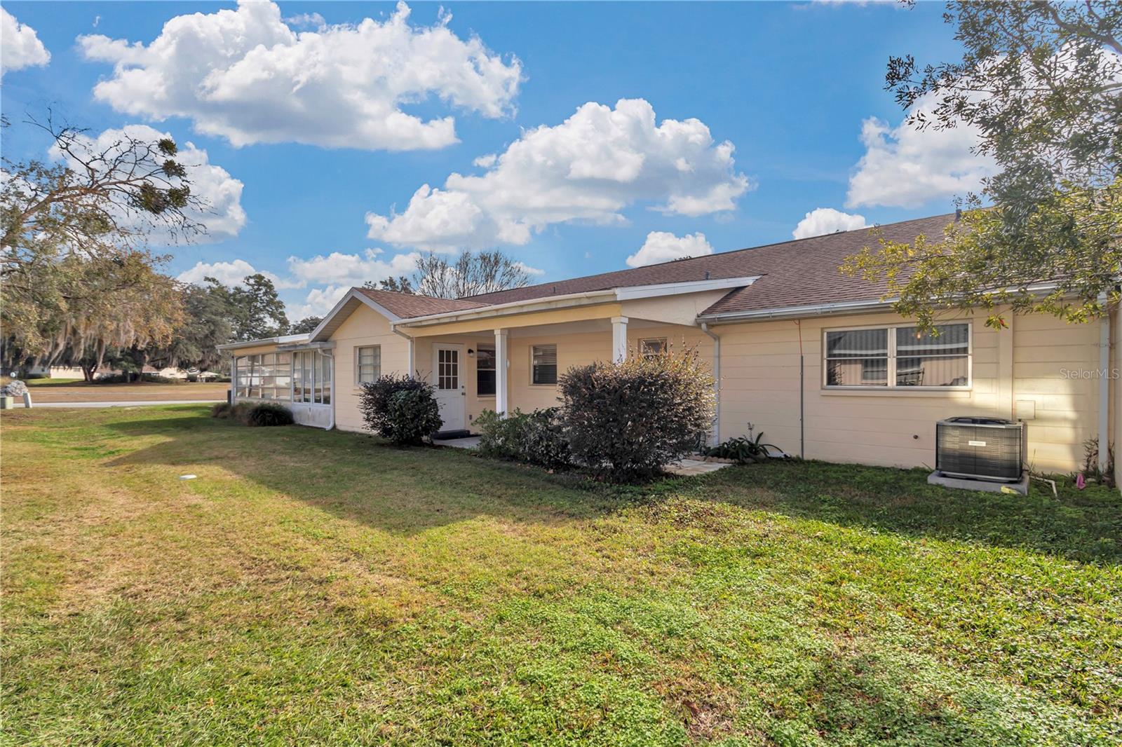 CIRCLE SQUARE WOODS - Residential