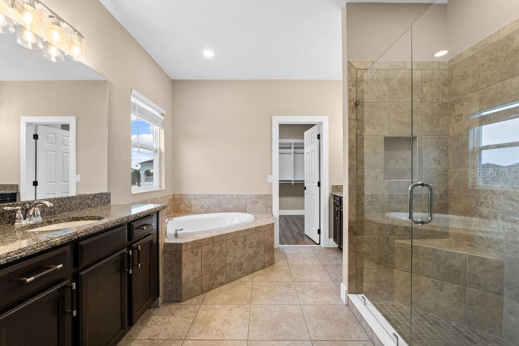 WOODLAND PARK - Residential