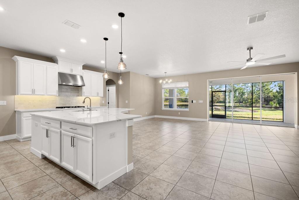 WOODLAND PARK - Residential