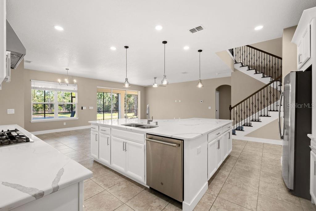 WOODLAND PARK - Residential