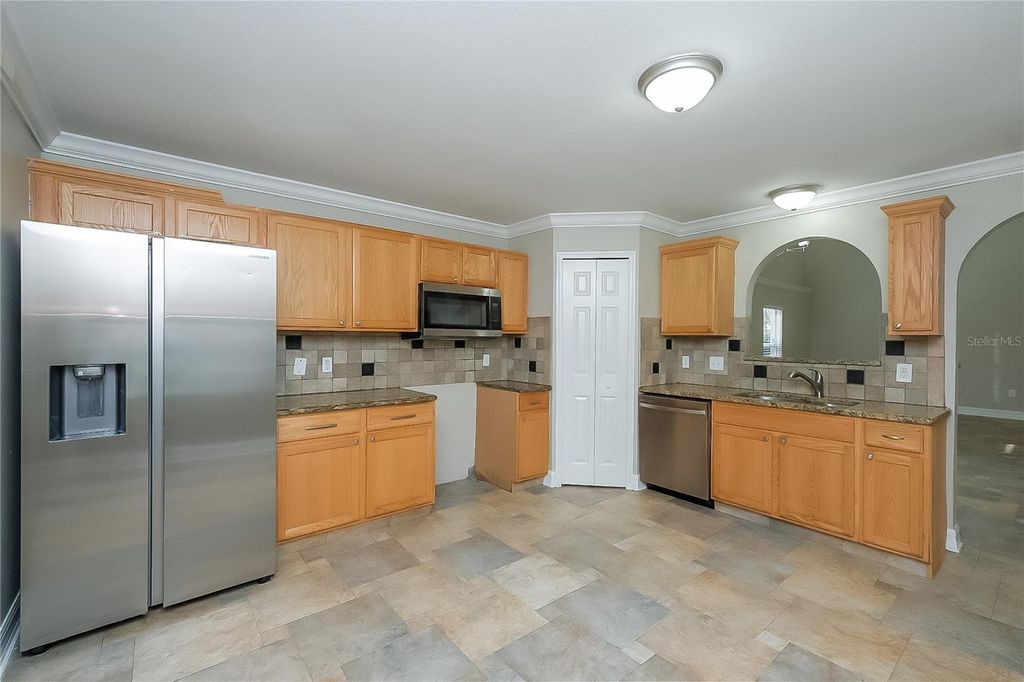 Photo of 10412 River Bream Drive, Riverview, FL 33569 (MLS # C7515381)