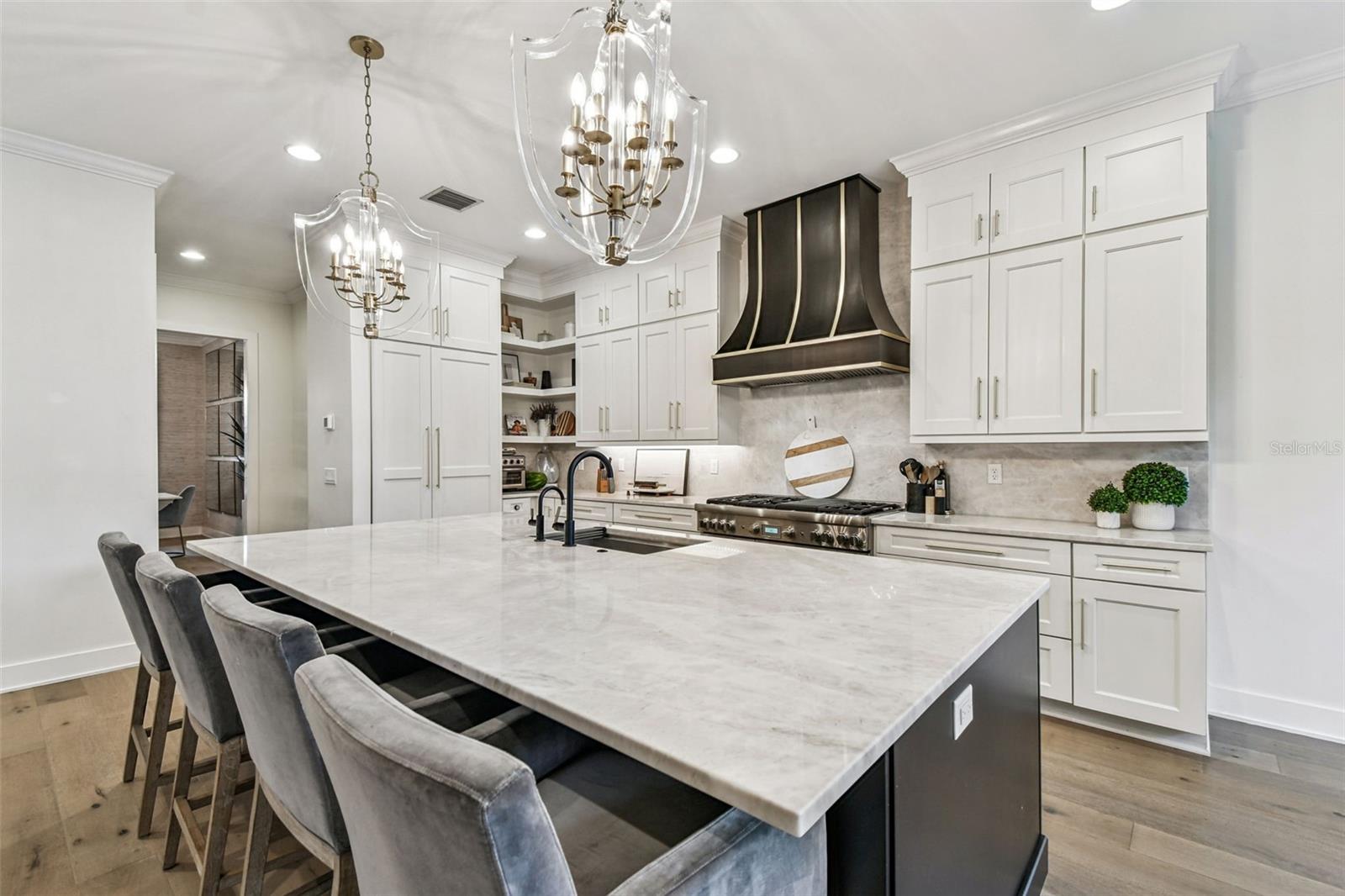 NORMANDEE HEIGHTS - Residential