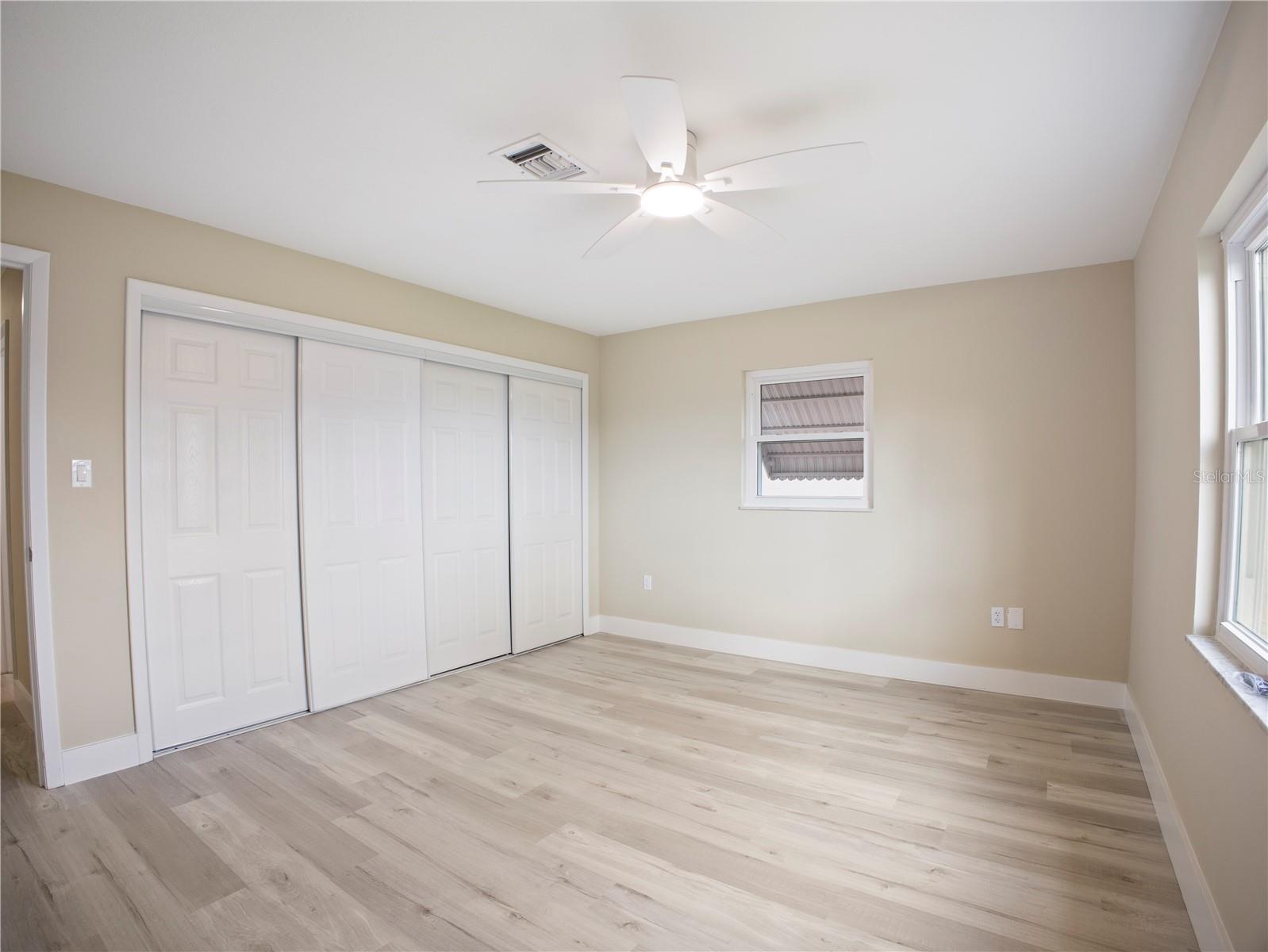 AVON LAKES SUB - Residential