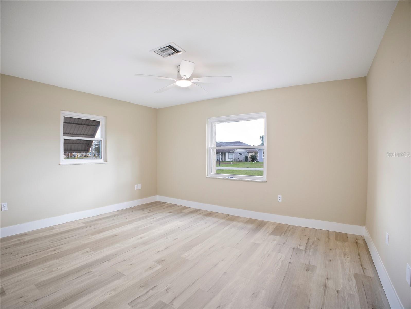 AVON LAKES SUB - Residential