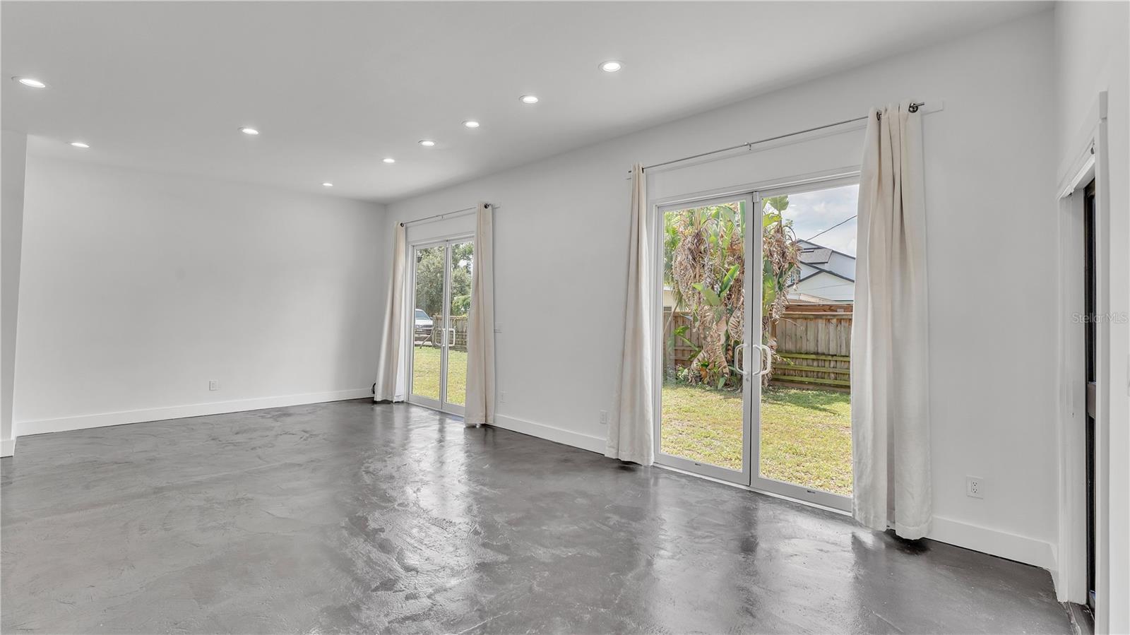 NORTHWOOD TERRACE - Residential Lease