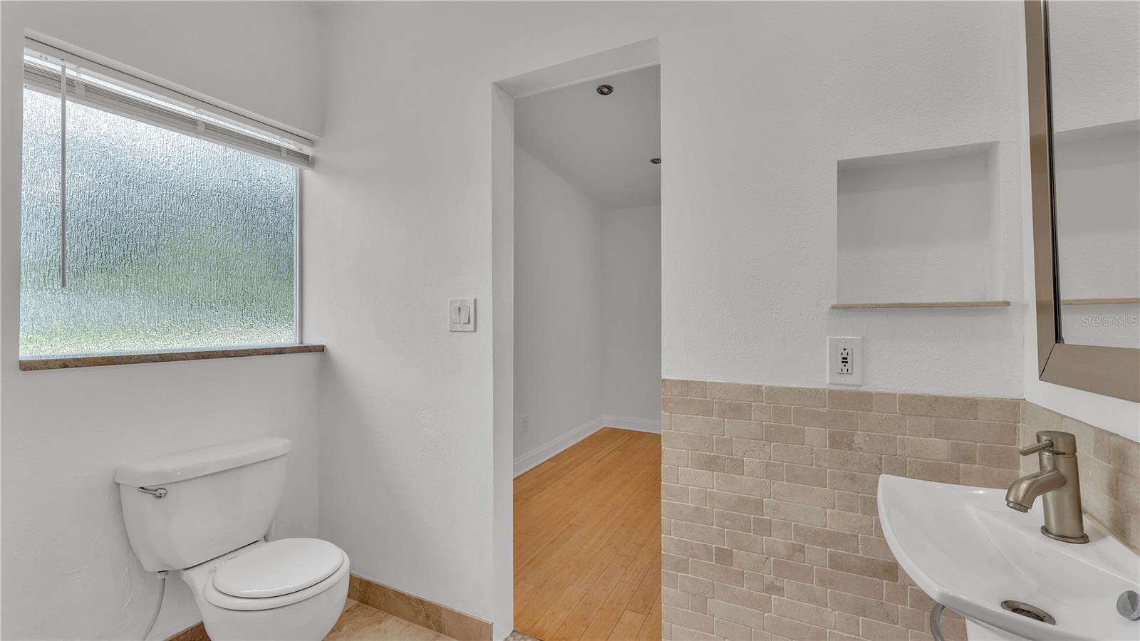 NORTHWOOD TERRACE - Residential Lease