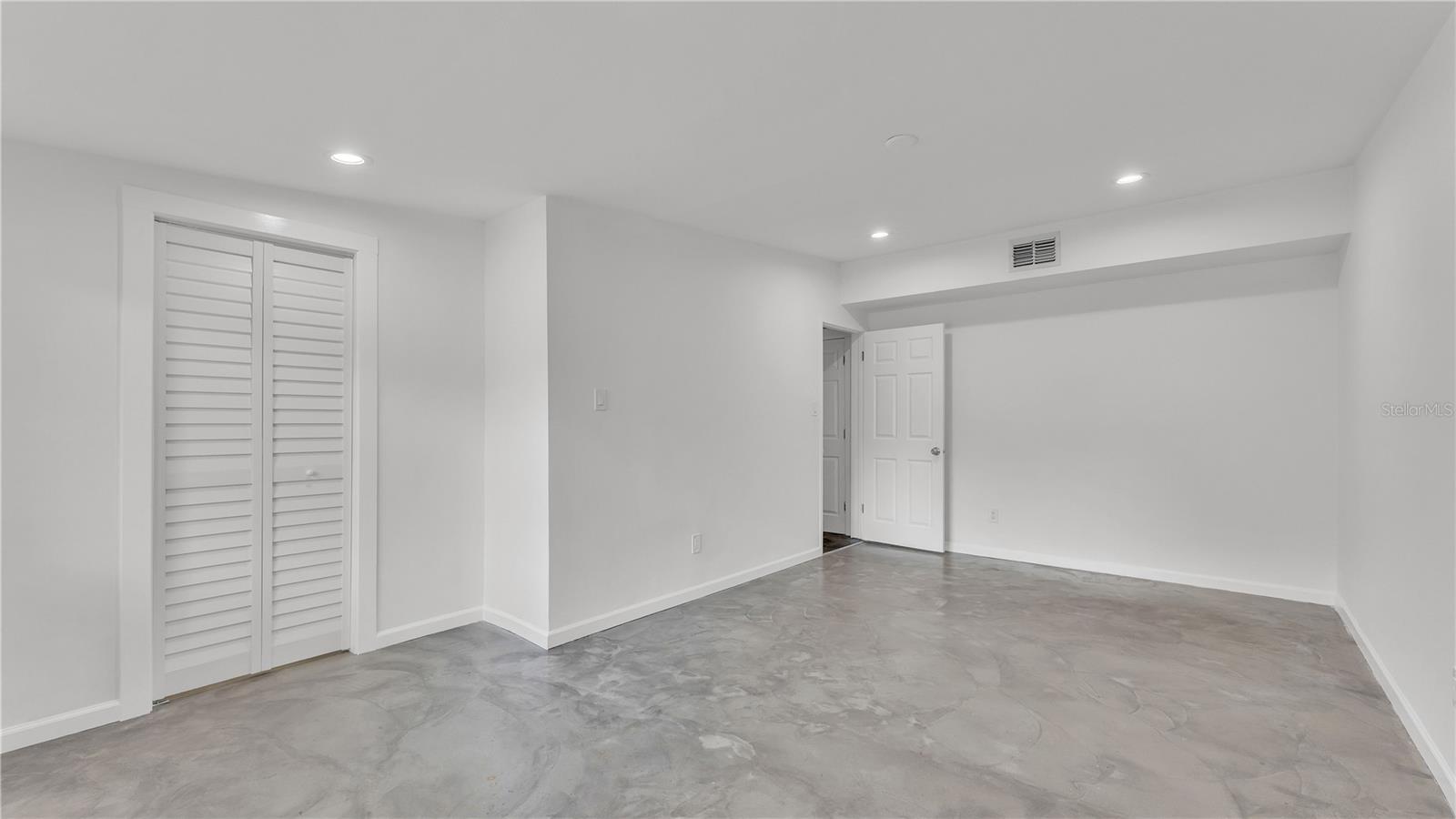 NORTHWOOD TERRACE - Residential Lease