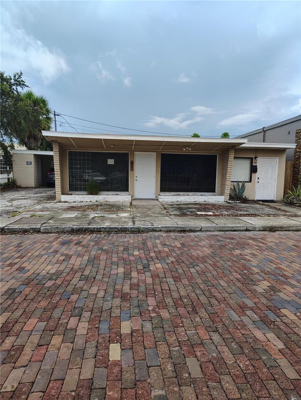 Photo of 714 1st Avenue SW, Largo, FL 33770 (MLS # O6337627)