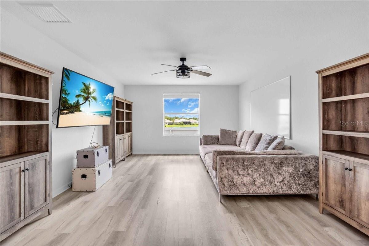 STONEYBROOK AT VENICE - Residential