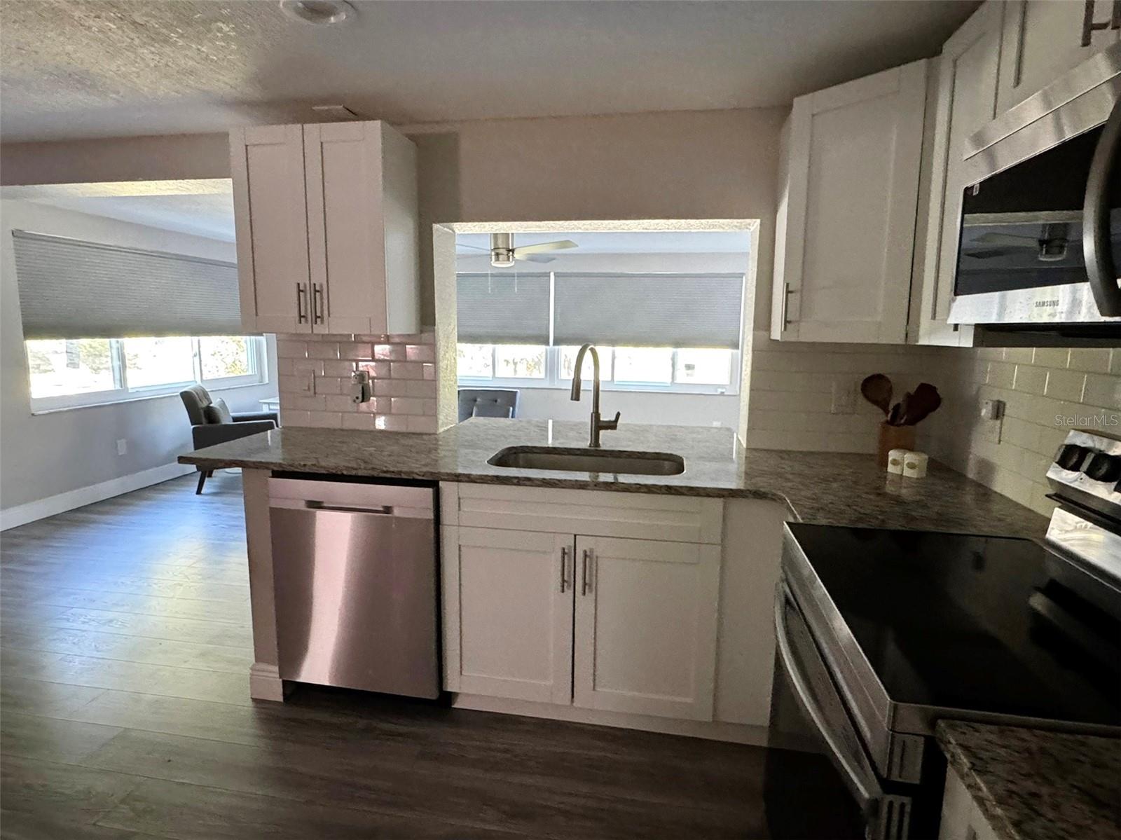 BEACON WOODS VILLAGE - Residential