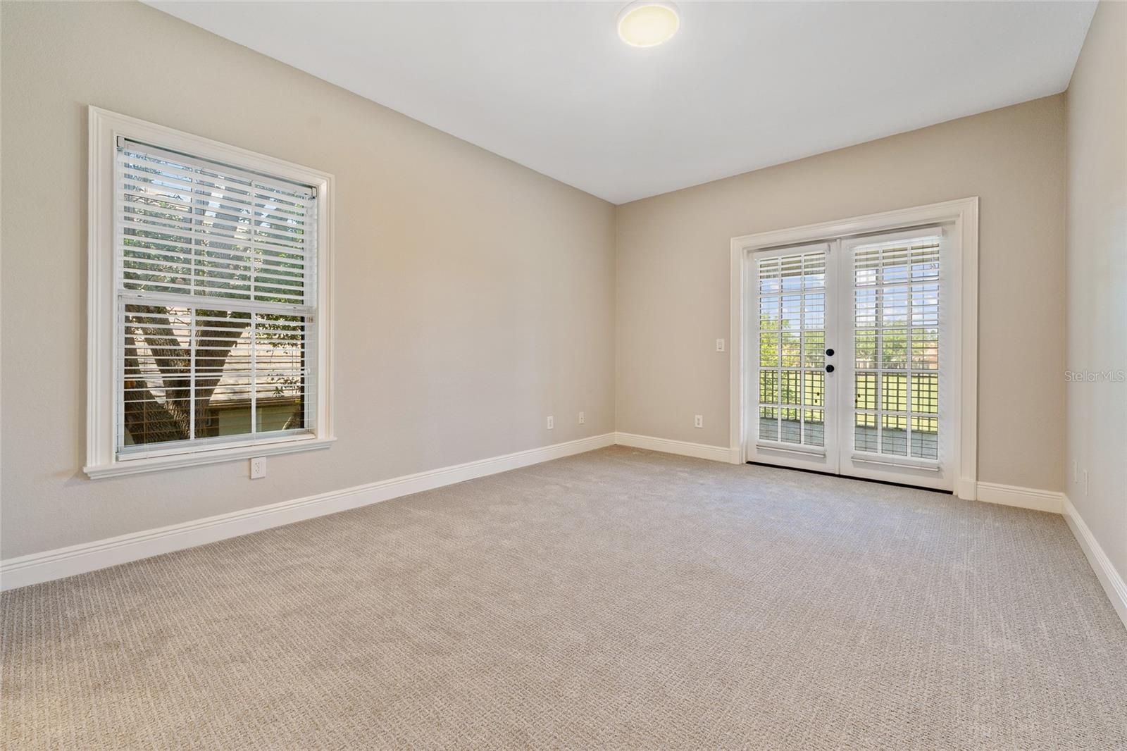 KEENES POINTE - Residential