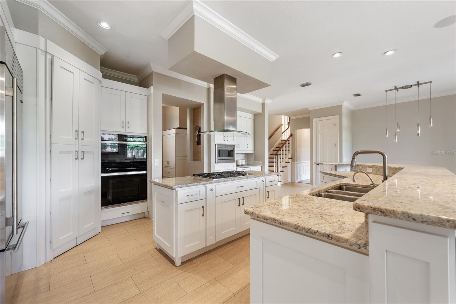 KEENES POINTE - Residential