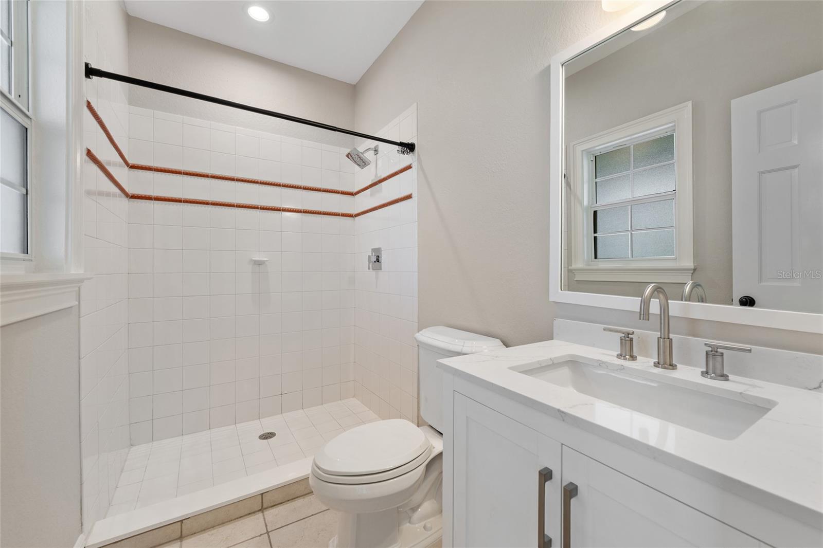 KEENES POINTE - Residential