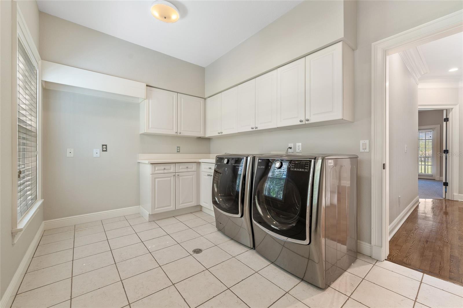 KEENES POINTE - Residential