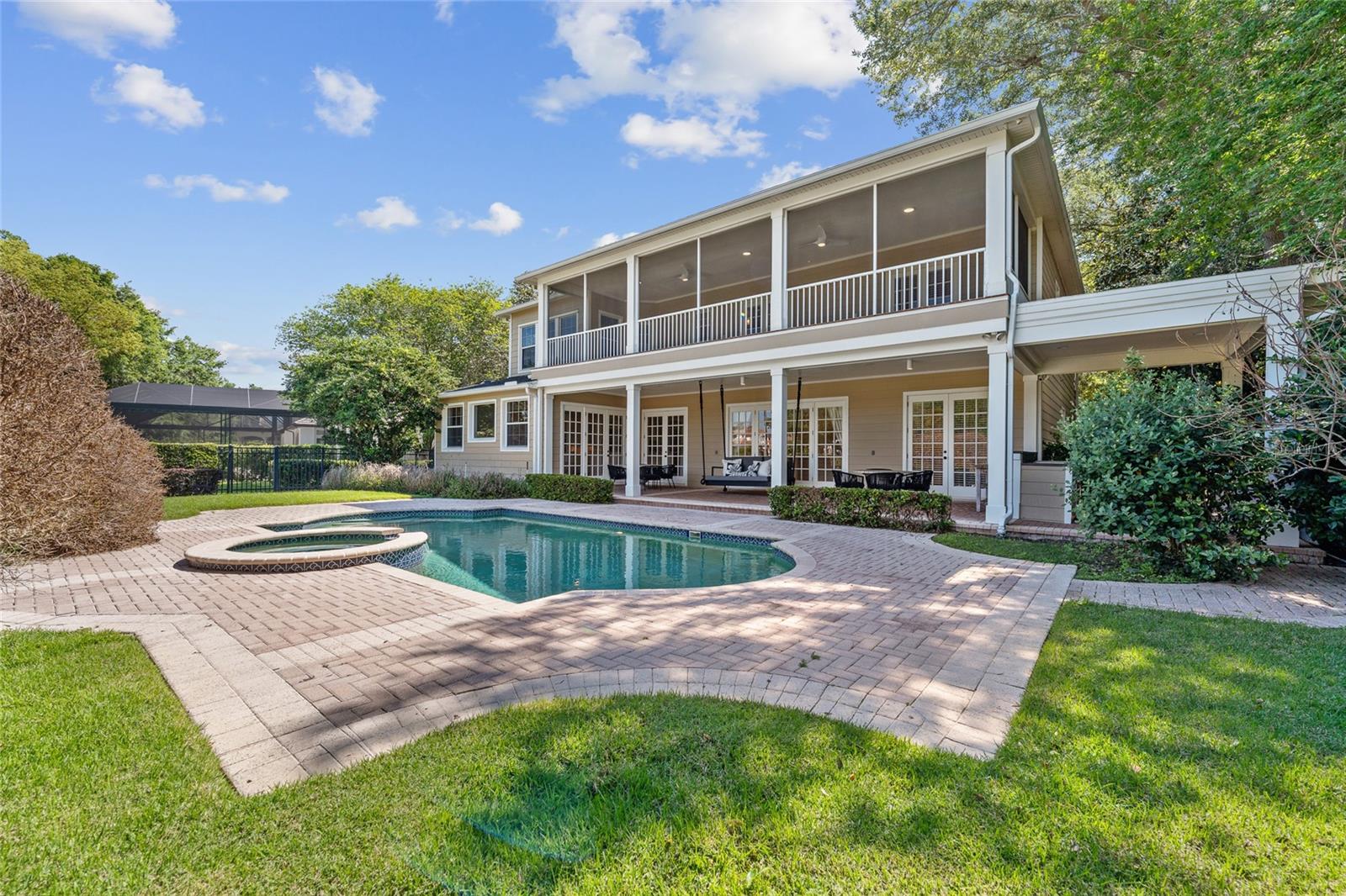 KEENES POINTE - Residential