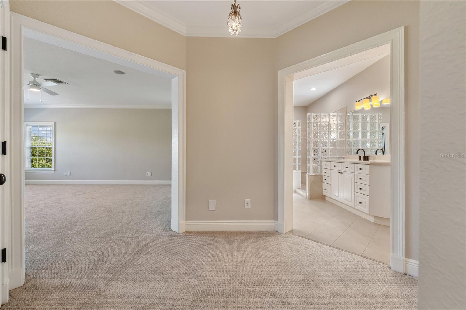 KEENES POINTE - Residential