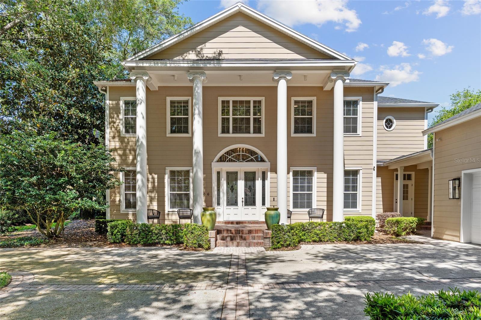 KEENES POINTE - Residential