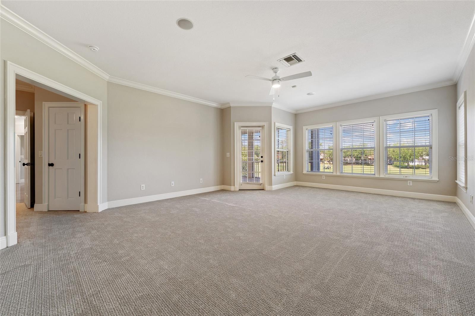 KEENES POINTE - Residential