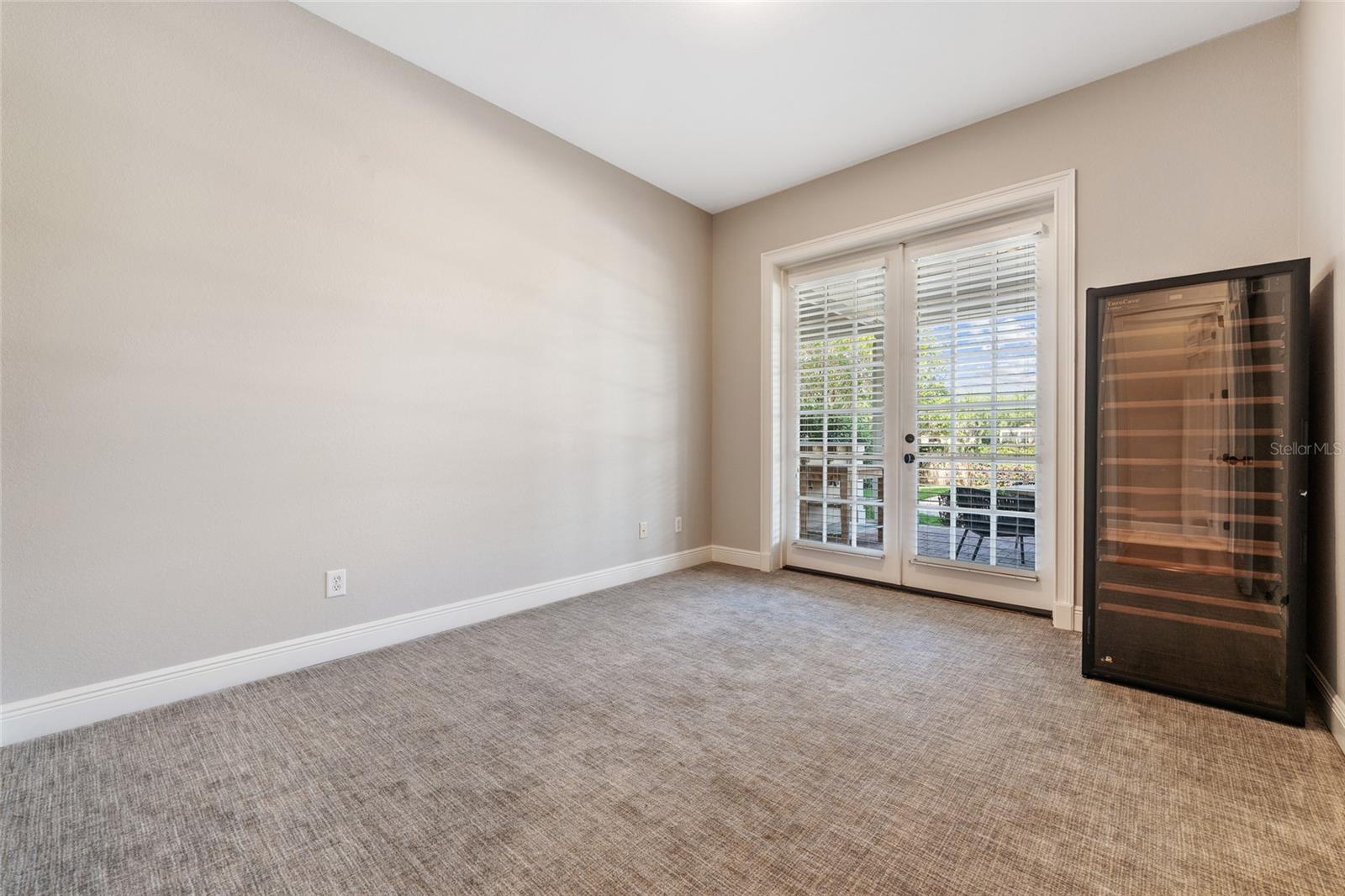 KEENES POINTE - Residential