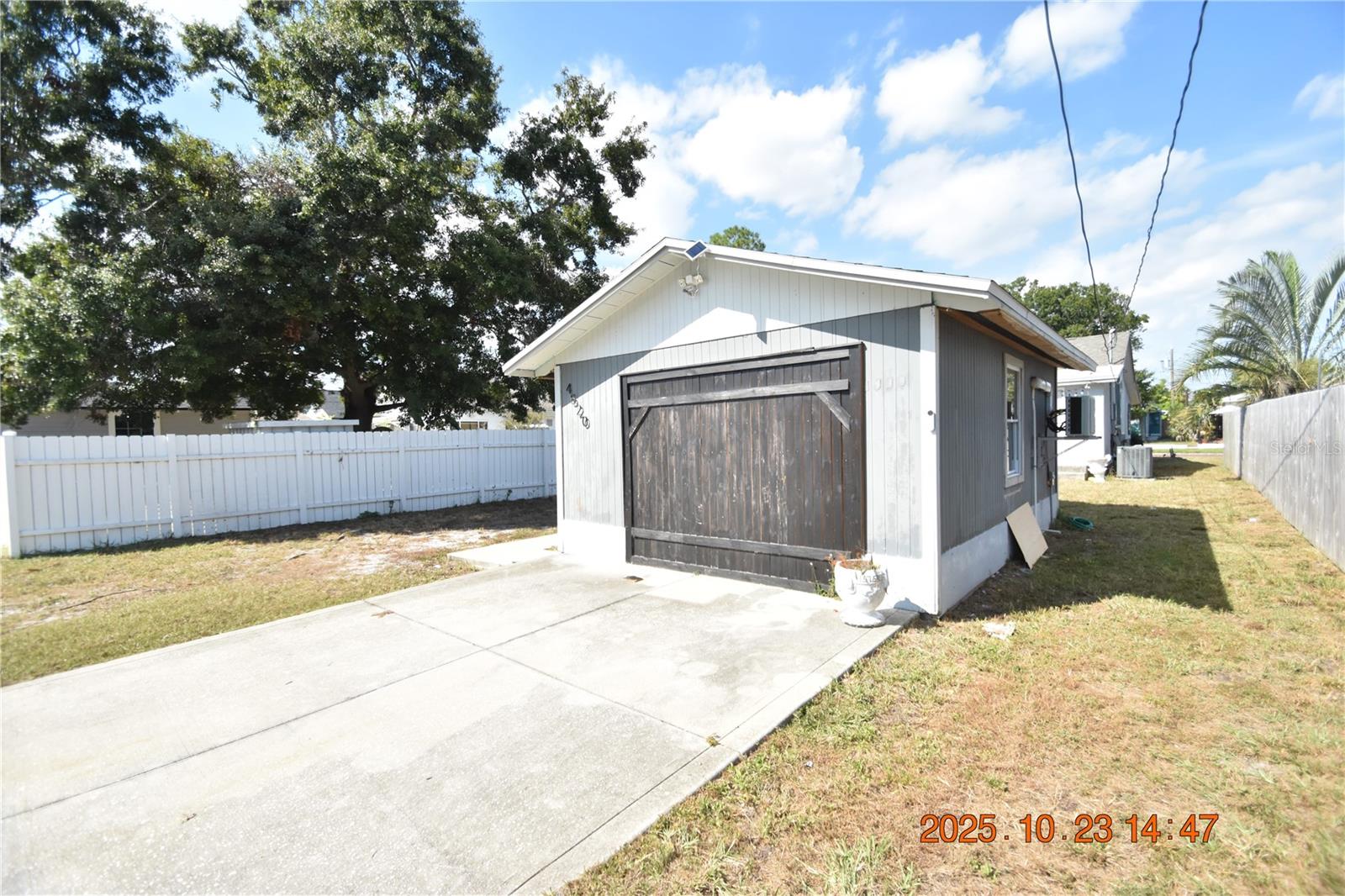 INTER BAY - Residential Lease