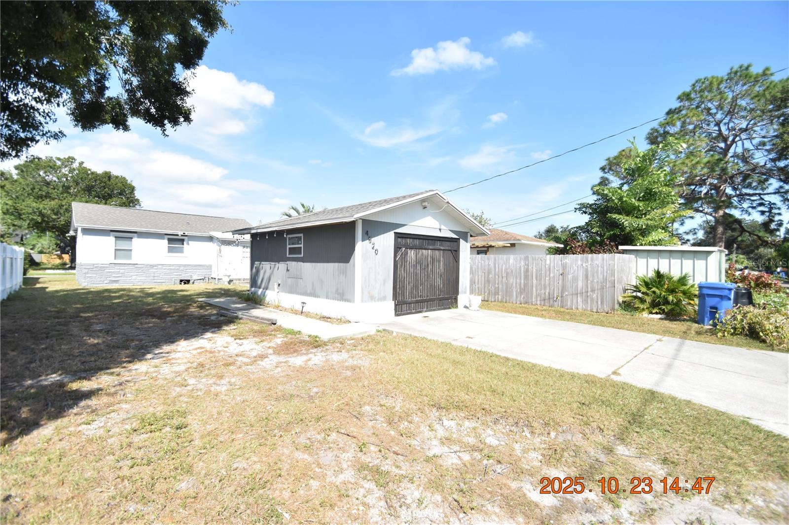 INTER BAY - Residential Lease