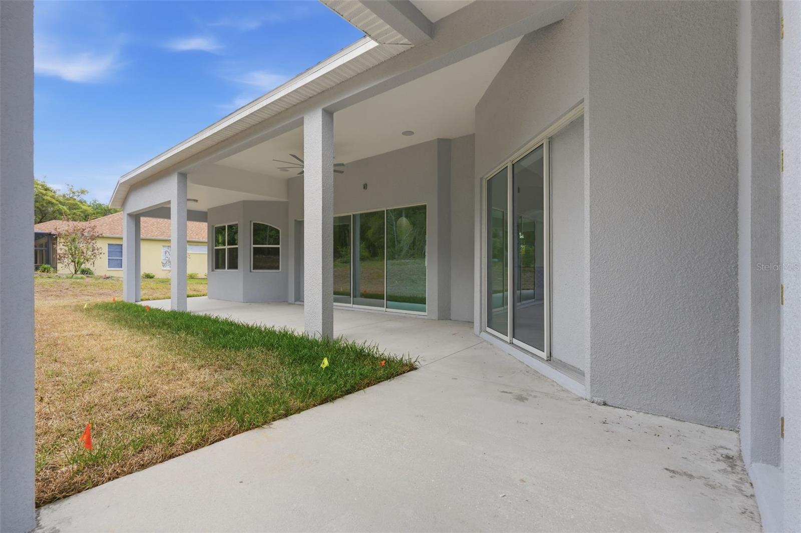 HAMPTON HILLS - Residential