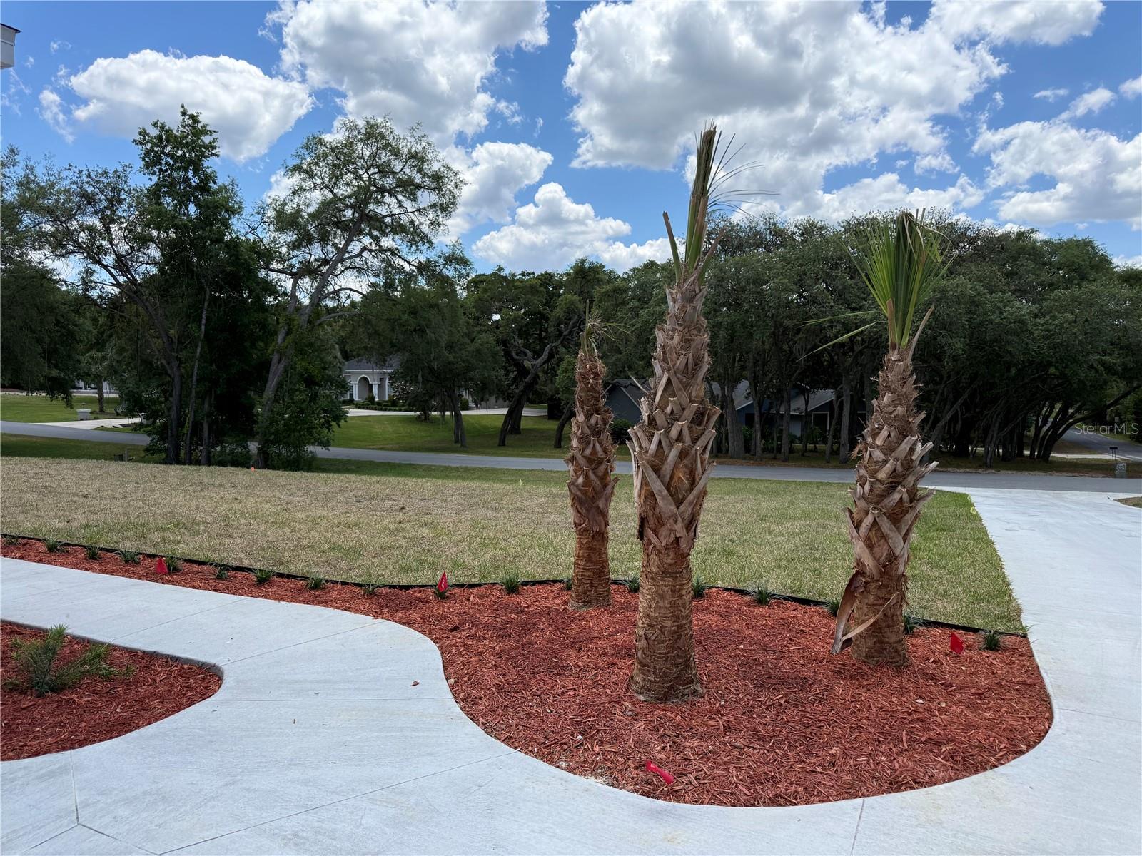 HAMPTON HILLS - Residential