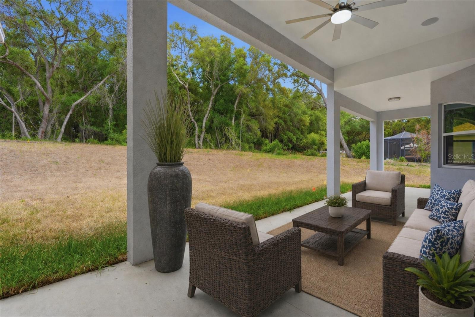 HAMPTON HILLS - Residential