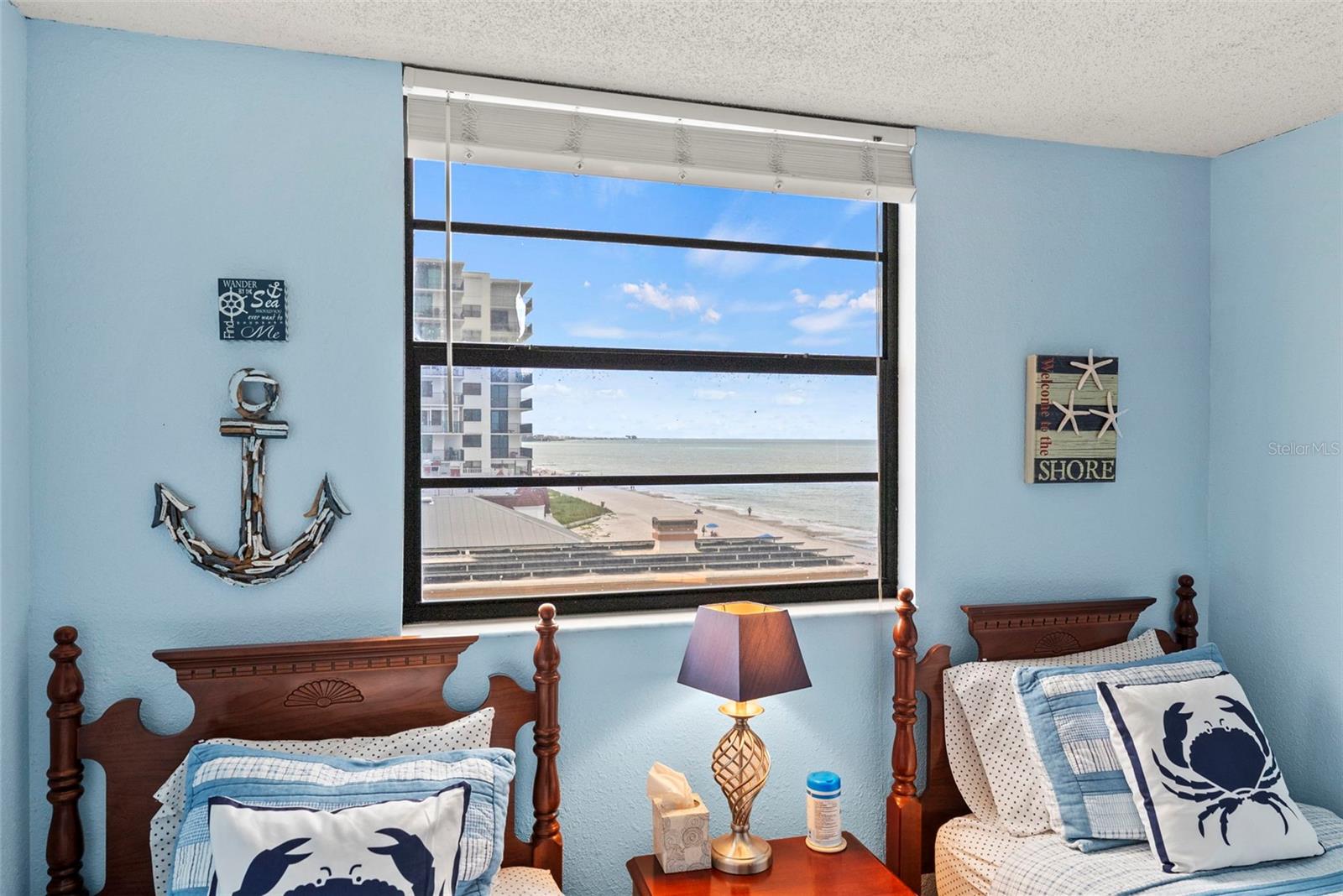 SHORES OF MADEIRA CONDO - Residential