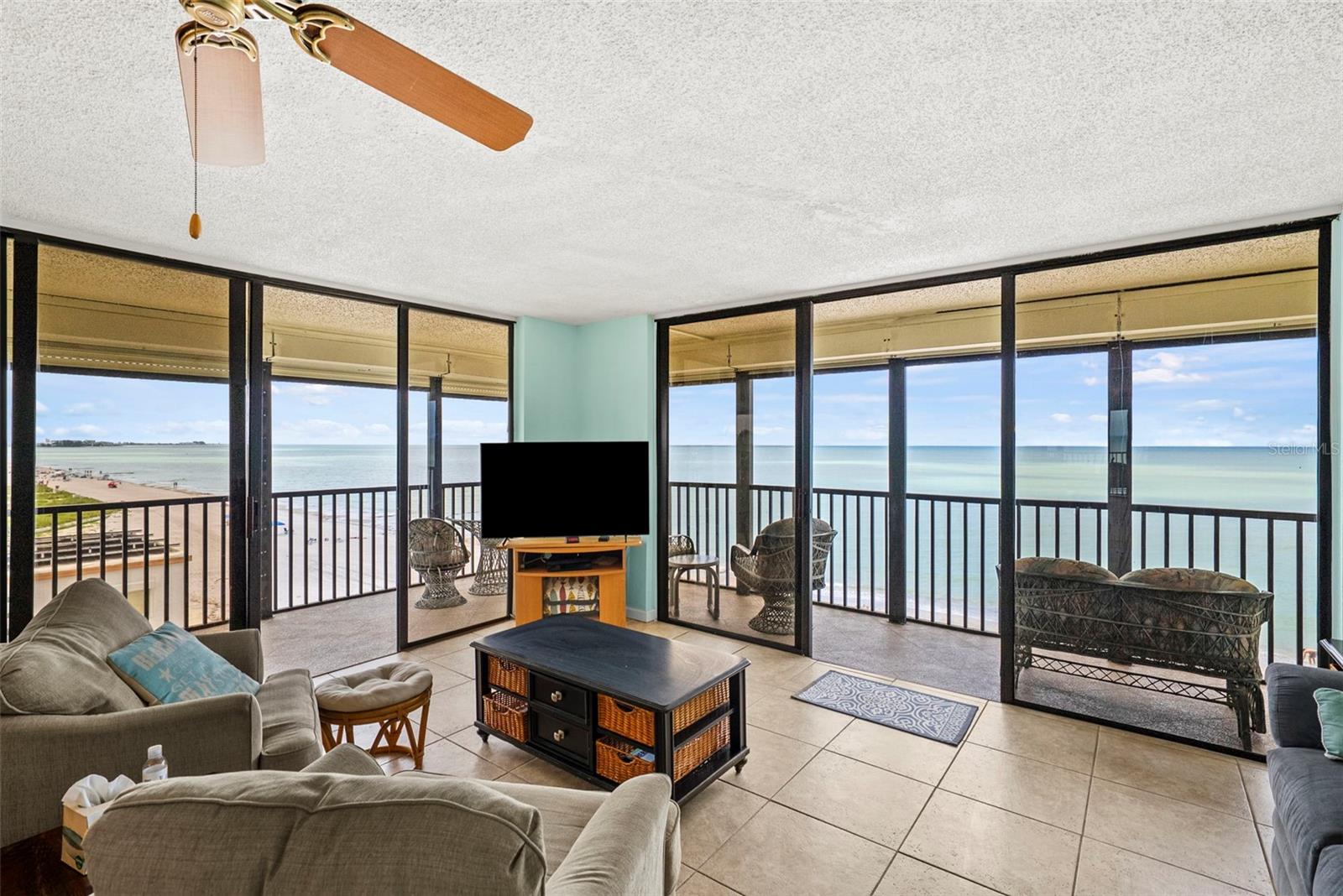 SHORES OF MADEIRA CONDO - Residential