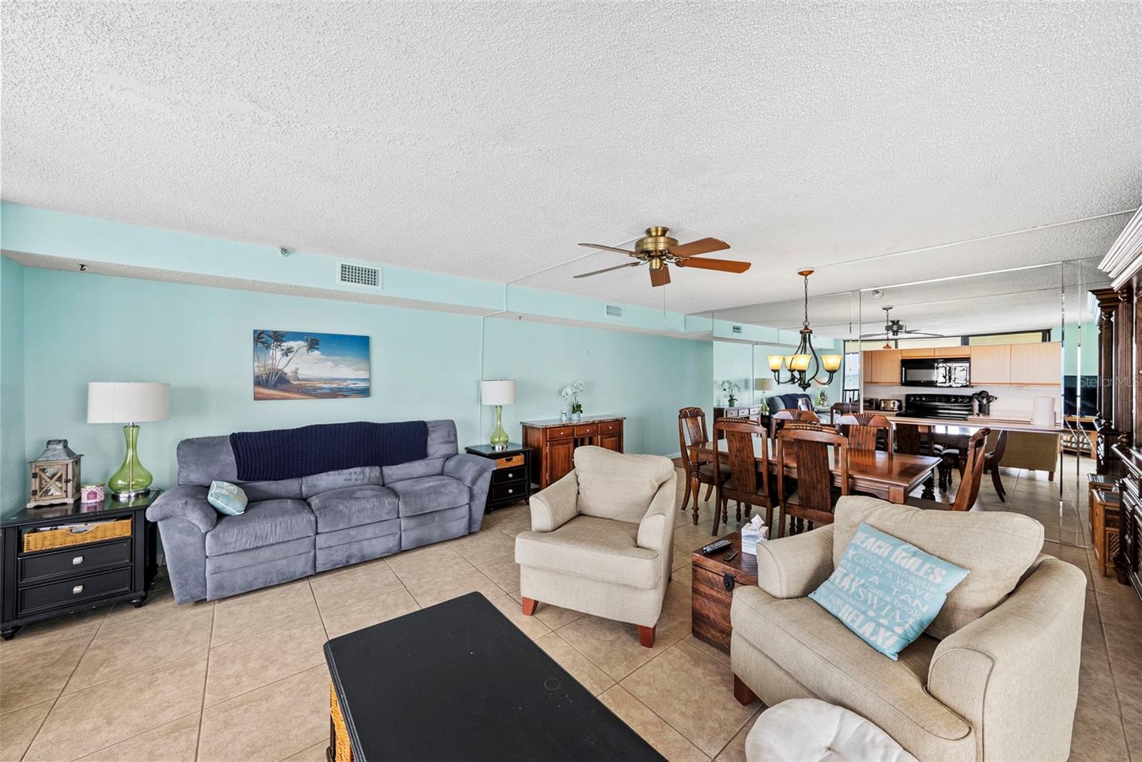 SHORES OF MADEIRA CONDO - Residential