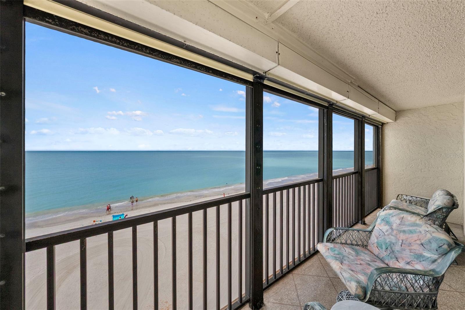 SHORES OF MADEIRA CONDO - Residential