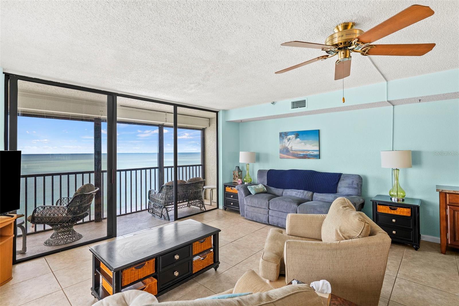 SHORES OF MADEIRA CONDO - Residential