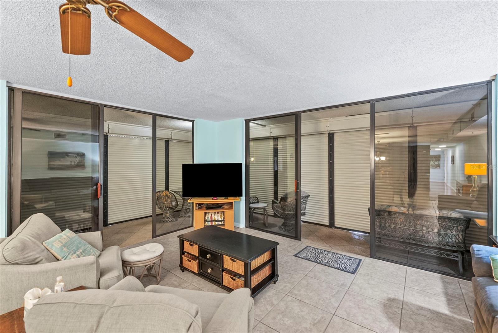 SHORES OF MADEIRA CONDO - Residential