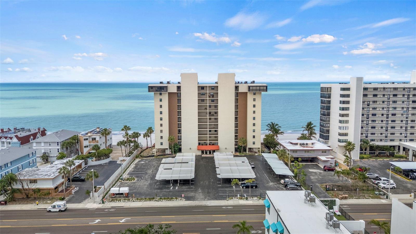 SHORES OF MADEIRA CONDO - Residential
