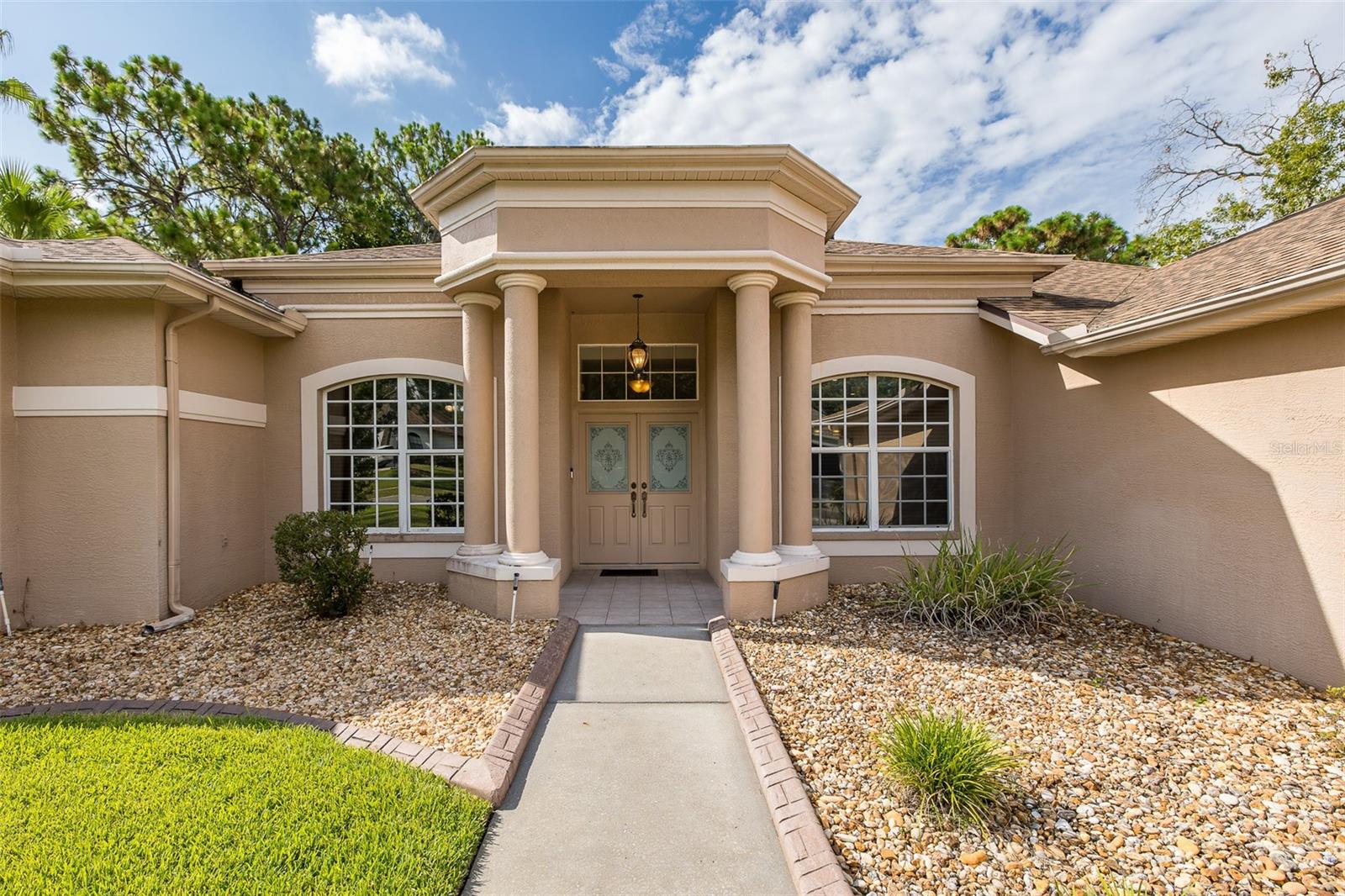 5436 CHAMPIONSHIP CUP LANE