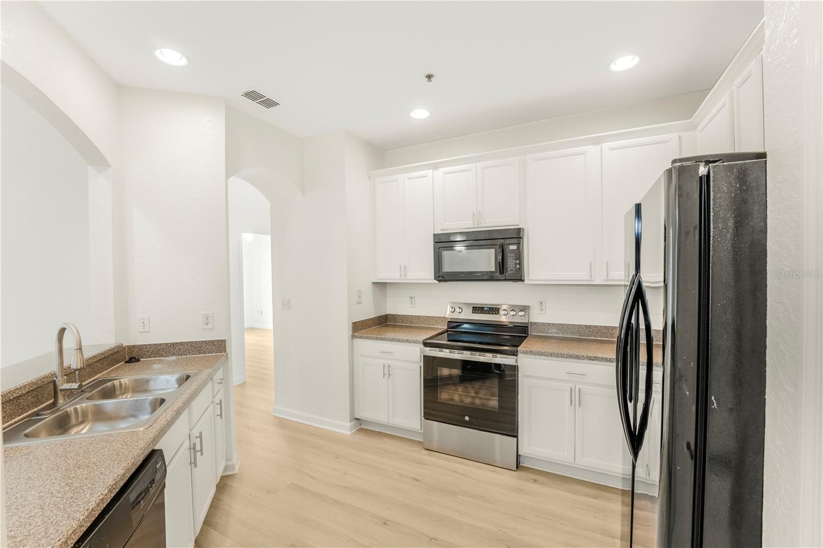 3351 WHITESTONE CIRCLE 304