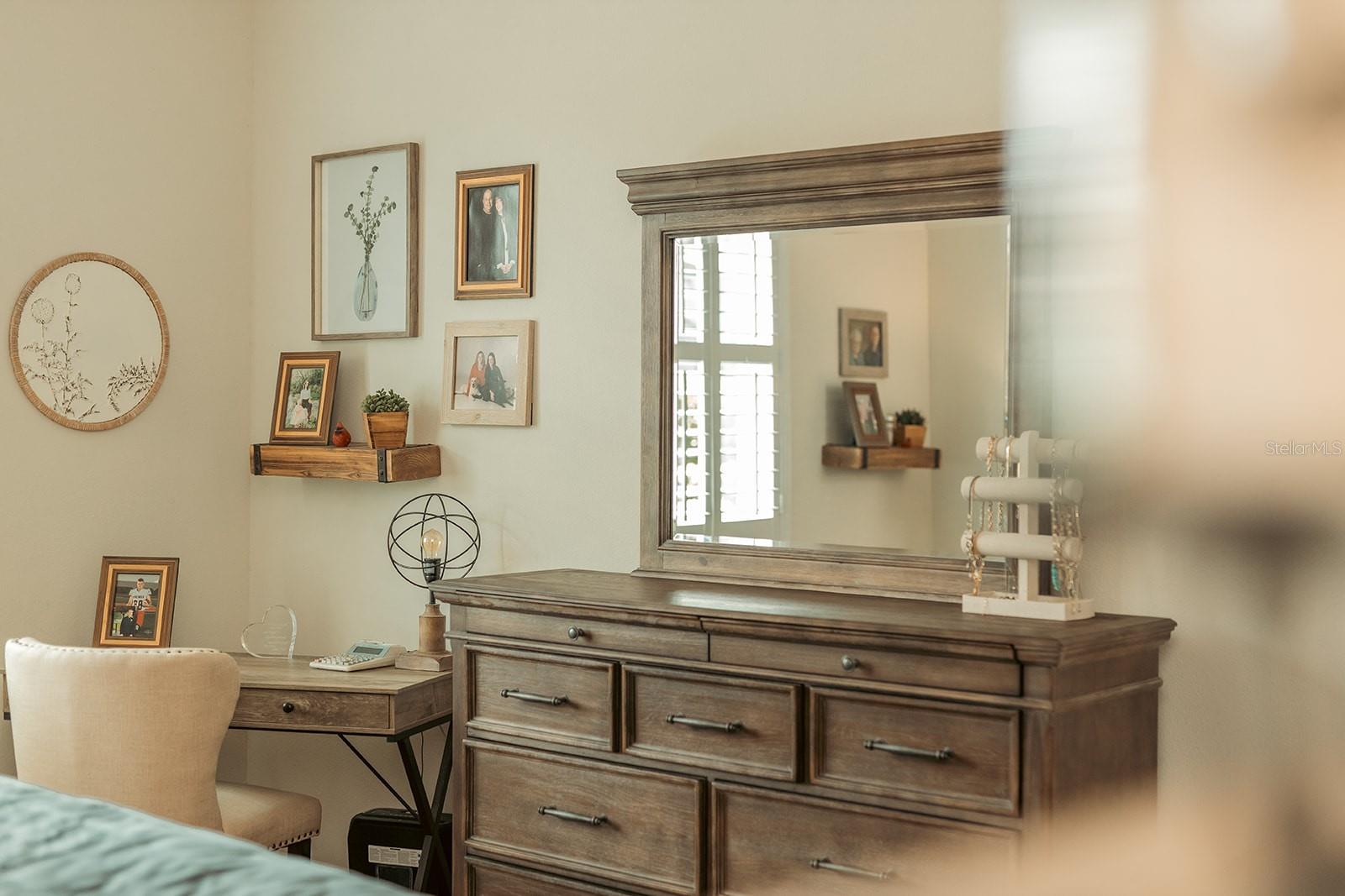 TRADITIONS PH 02 - Residential