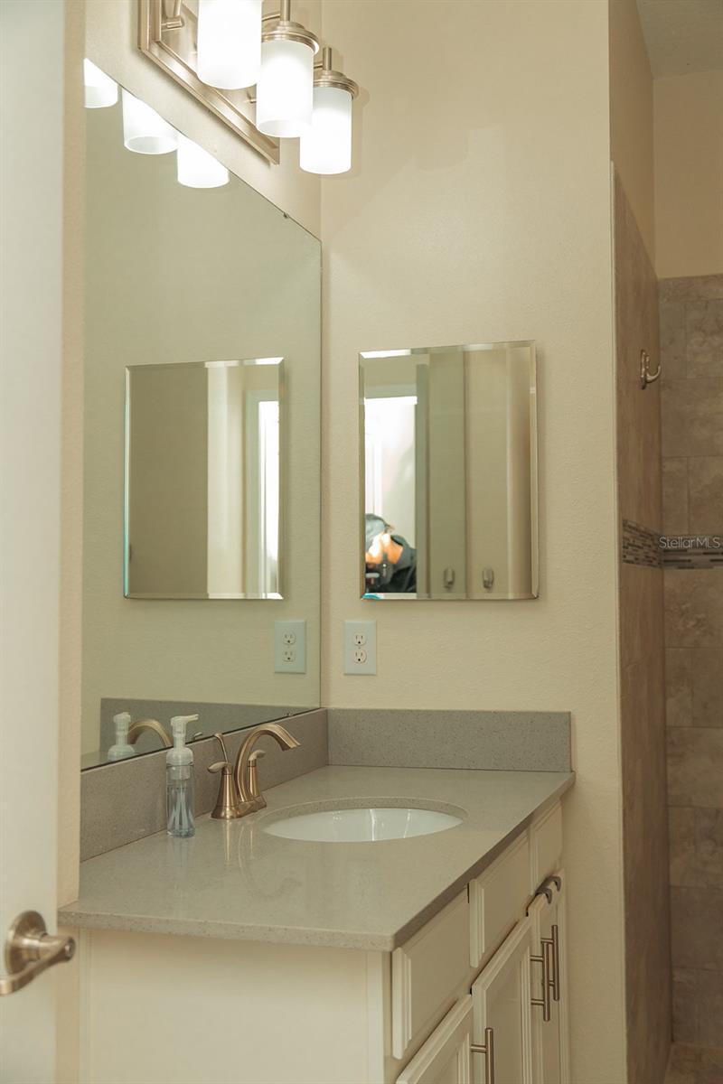 TRADITIONS PH 02 - Residential