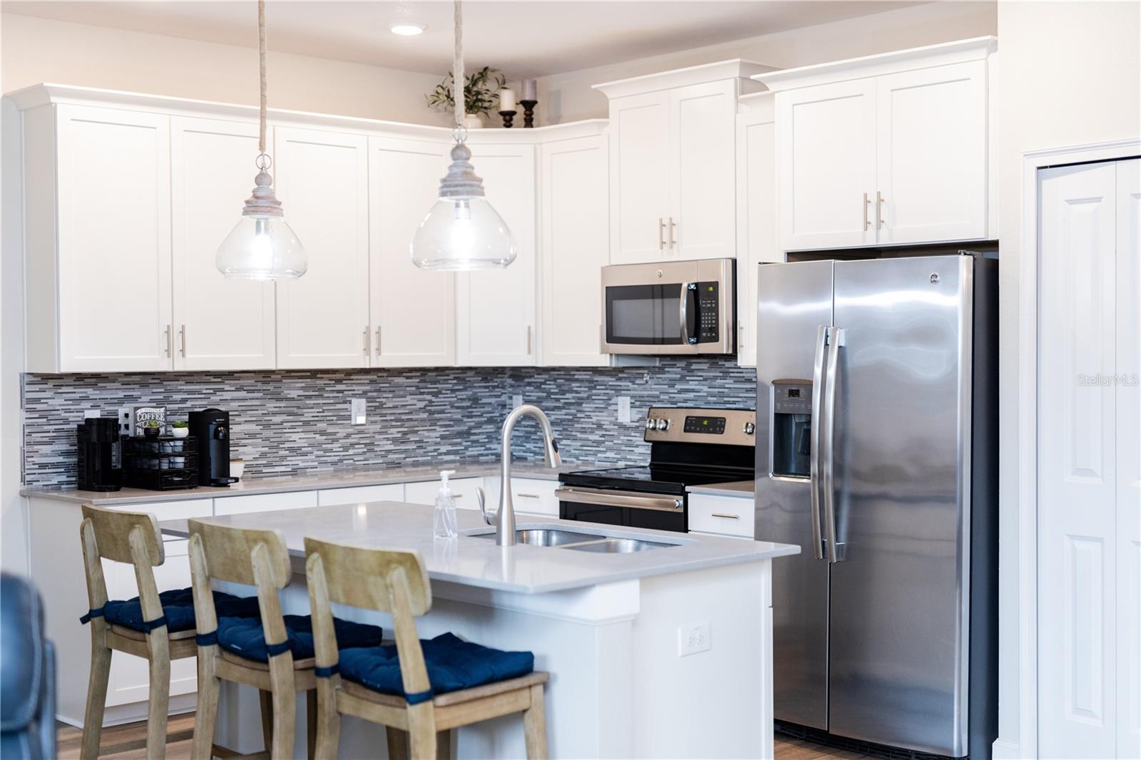 TRADITIONS PH 02 - Residential