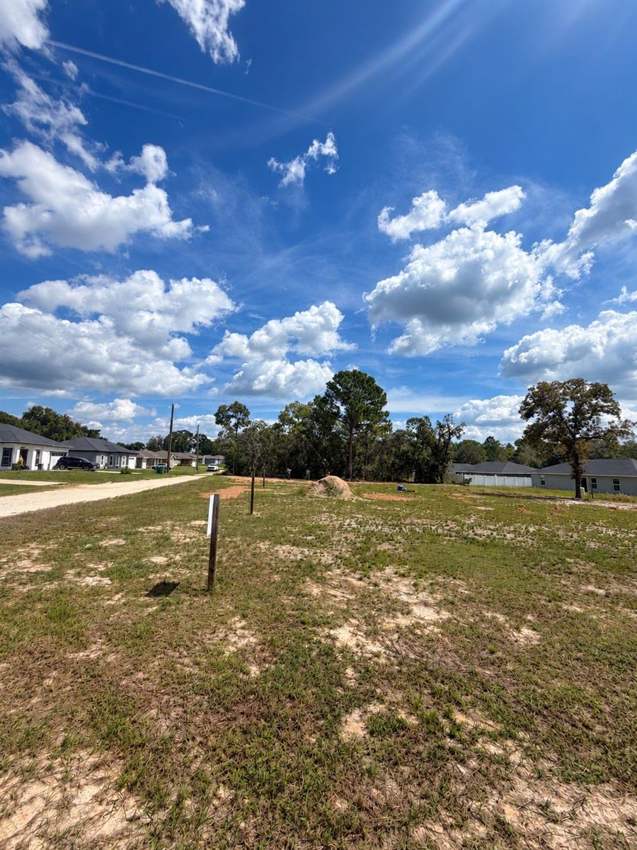 Photo of Tbd SW 125th Lane, Belleview, FL 34420 (MLS # G5118425)