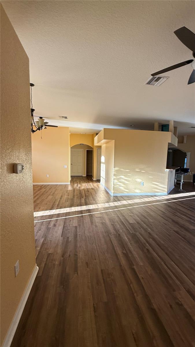 OAKS THE - Residential Lease