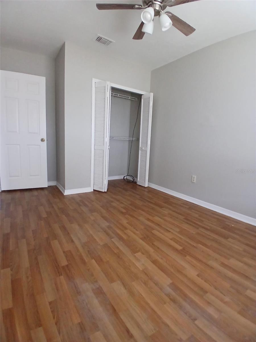 HIDDEN OAKS CONDO PH 10 - Residential