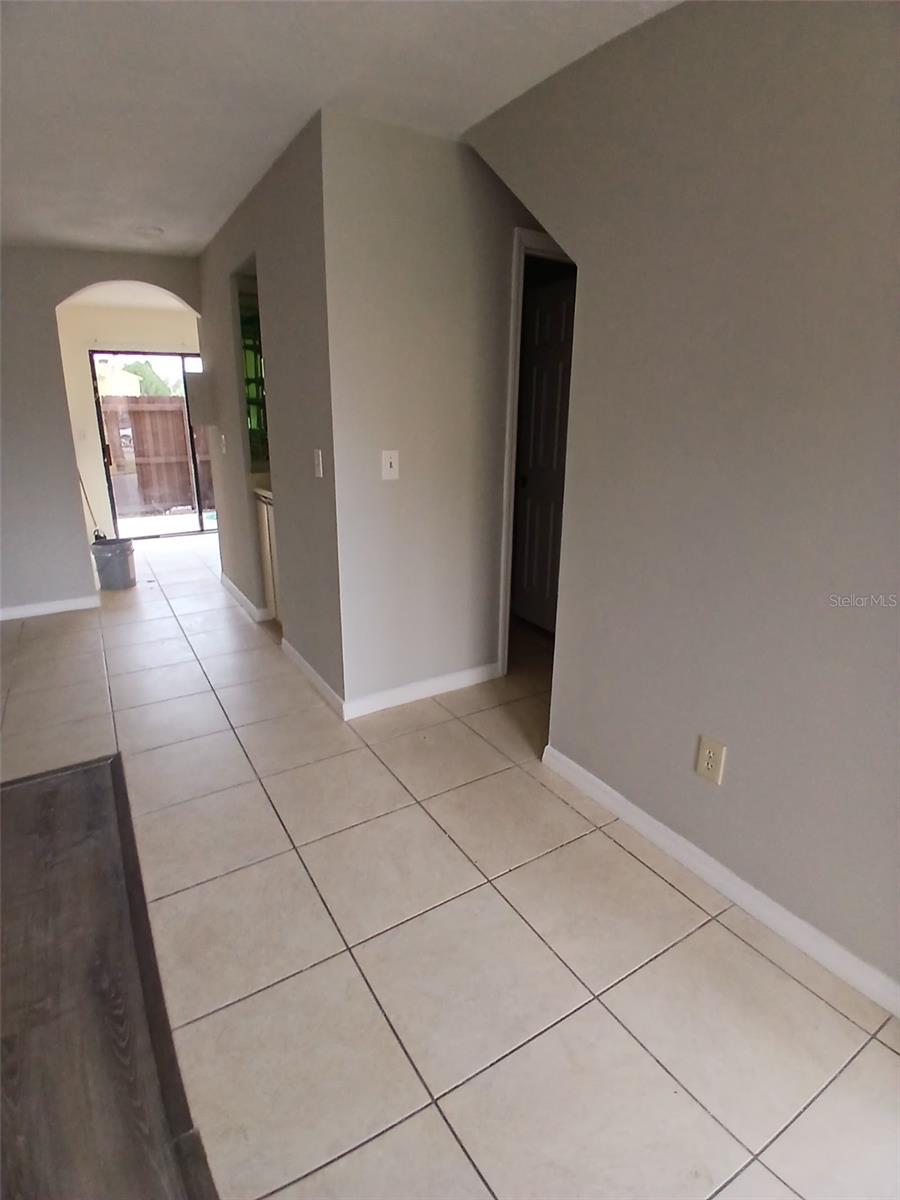 HIDDEN OAKS CONDO PH 10 - Residential
