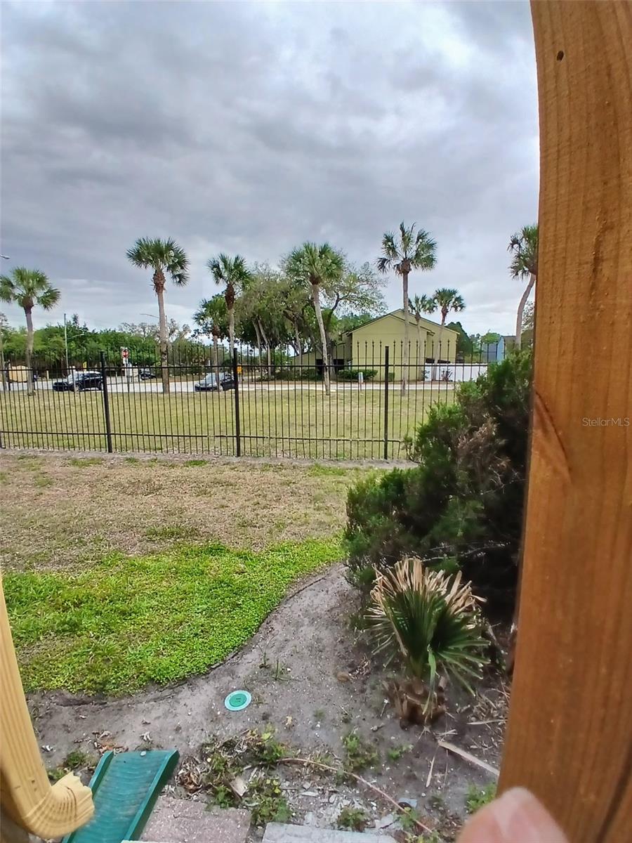 HIDDEN OAKS CONDO PH 10 - Residential