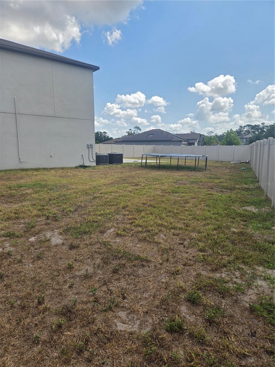 1876 COLDING DRIVE