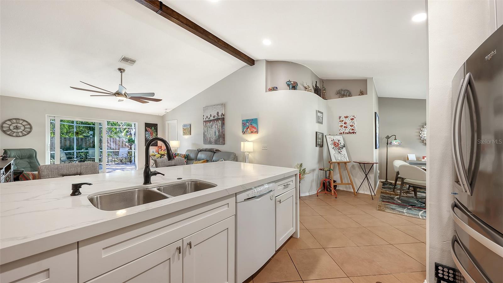 PINECREST - Residential