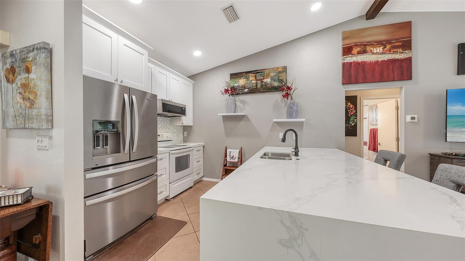 PINECREST - Residential