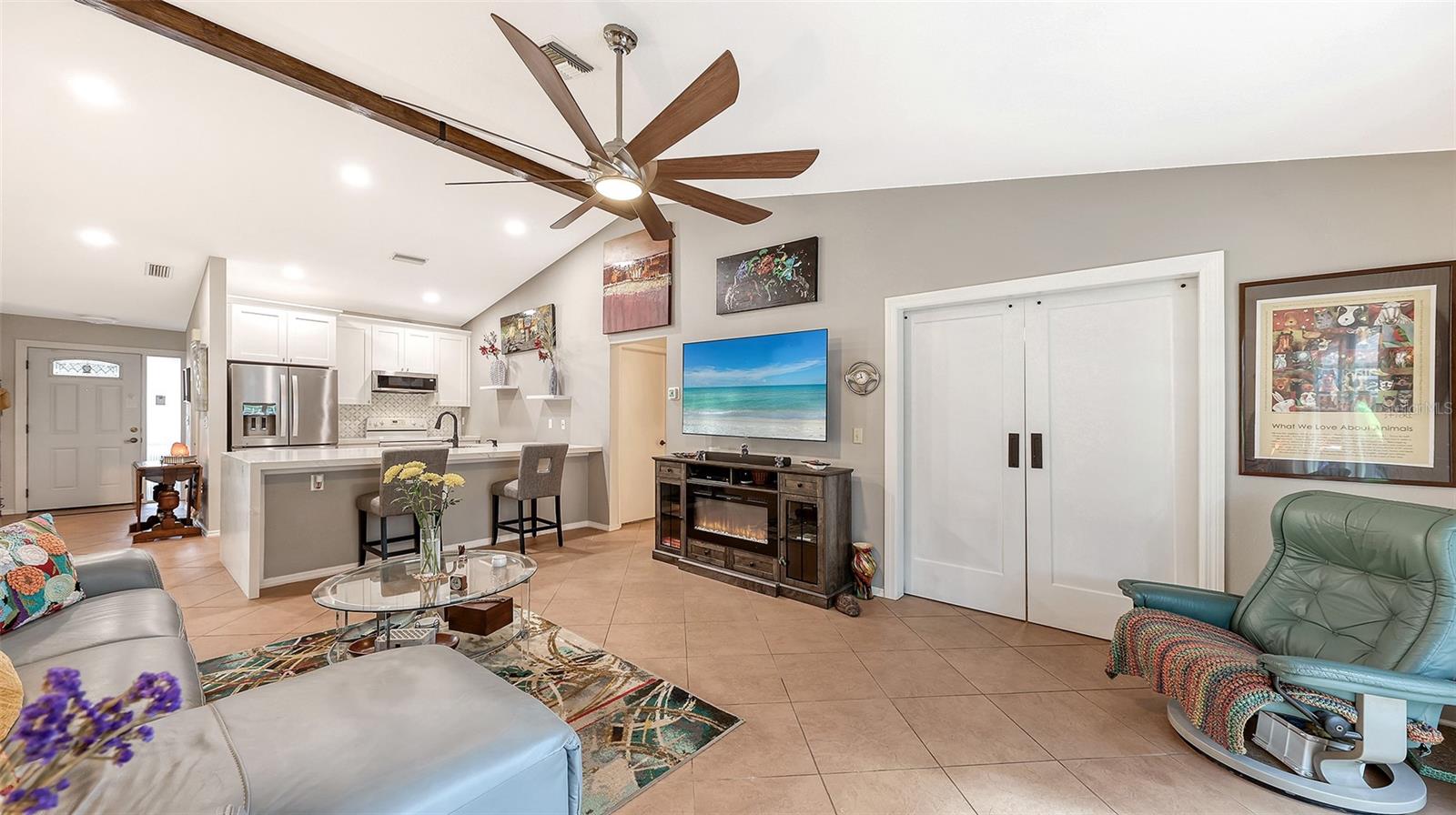 PINECREST - Residential