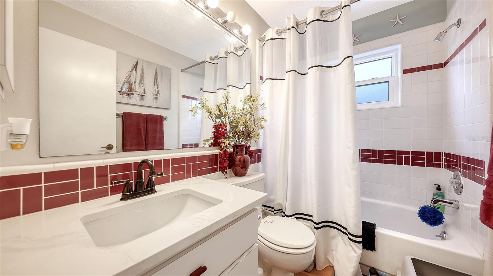 PINECREST - Residential